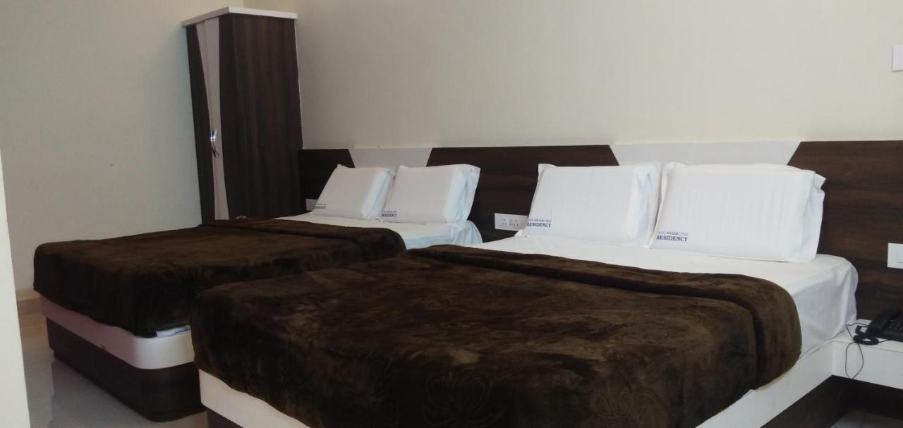 Joldal Residency Hotell Chikmagalūr Exteriör bild